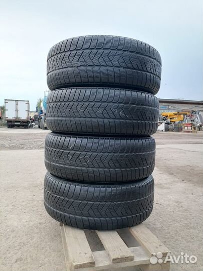 Pirelli Scorpion Winter 235/55 R19 101H