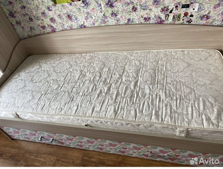 Кровать детская