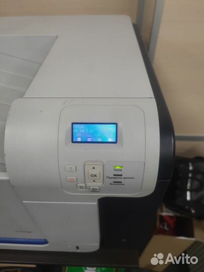 Принтер HP Color LaserJet CP3525n