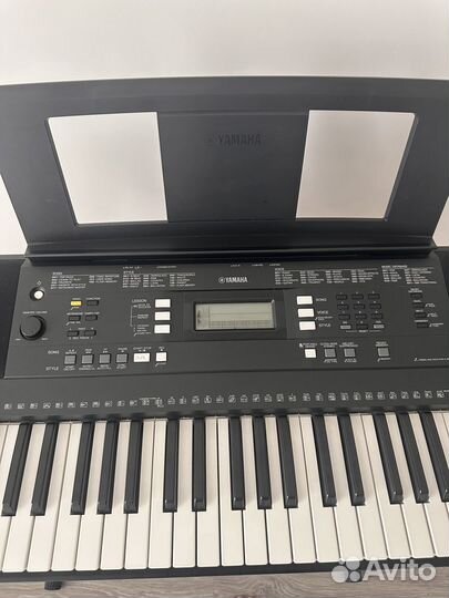 Продается синтезатор Yamaha PSR E343