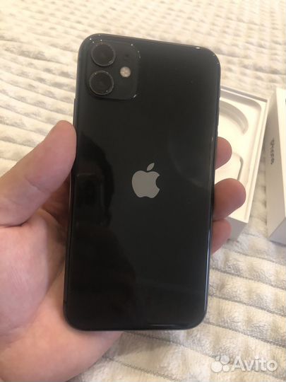 iPhone 11, 64 ГБ