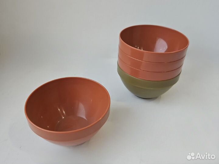 Пластиковая посуда в ассортименте