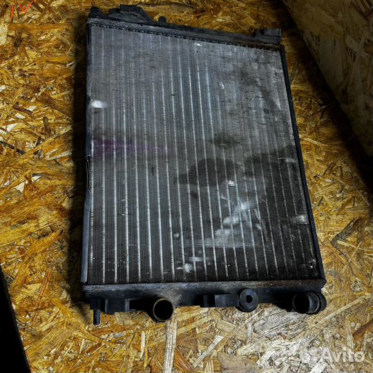 Радиатор основной renault logan 1
