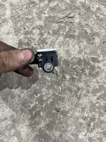 Датчик air bag ford focus 3