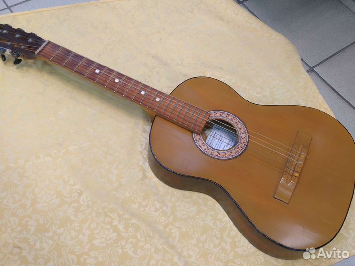 Гитара для обучения (можно на прокат)