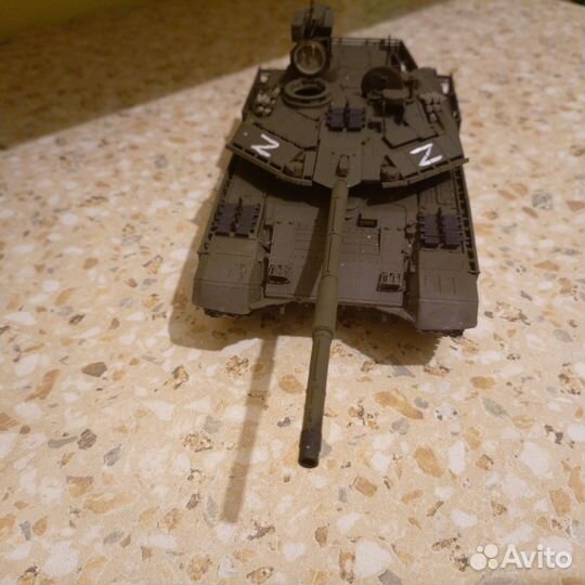 Модель танка Т 90 масштаб 1/35