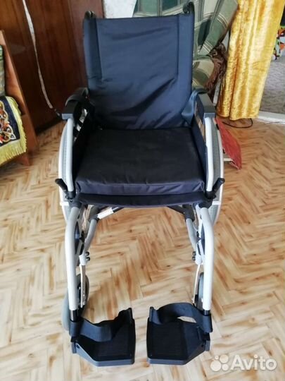Инвалидная коляска новая