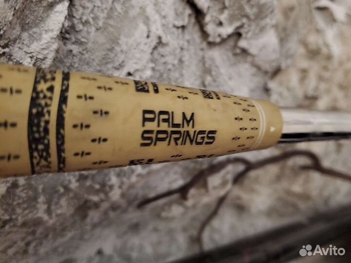 Клюшка для пата с мячями (вид гольфа гольфа)