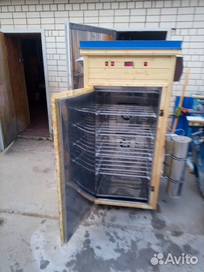 Деревянные коптильни холодного и горячего копчения
