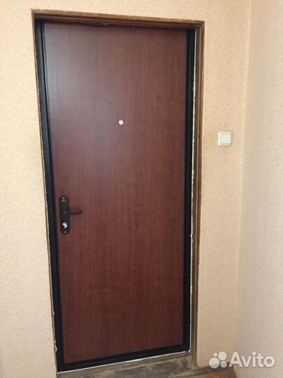 Дверь входная металлическая 