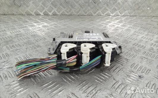 Блок управления двс ford focus 2 (3BR14PC01)
