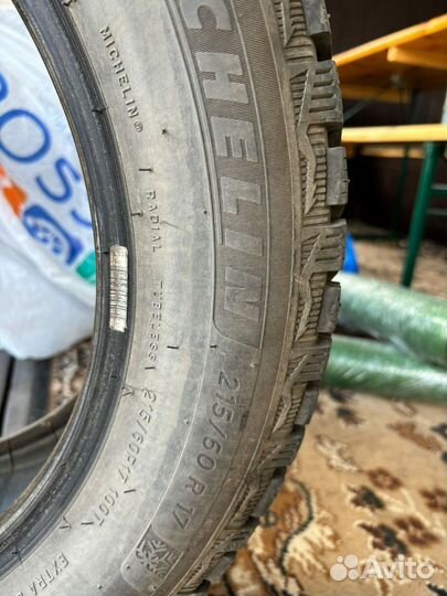 Michelin X-Ice North 4 215/60 R17 100E
