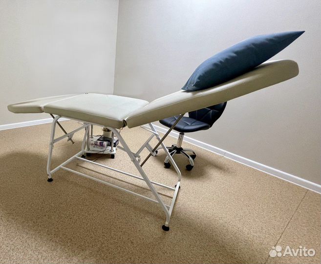 Кушетка косметологическая/массажная