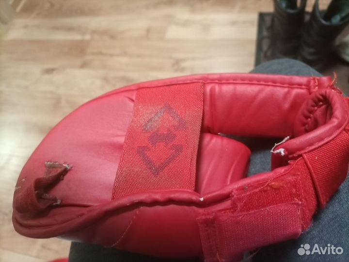 Перчатки для карате с защитой стоп и голени