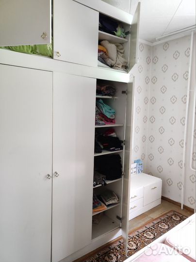Шкаф белый распашной бу