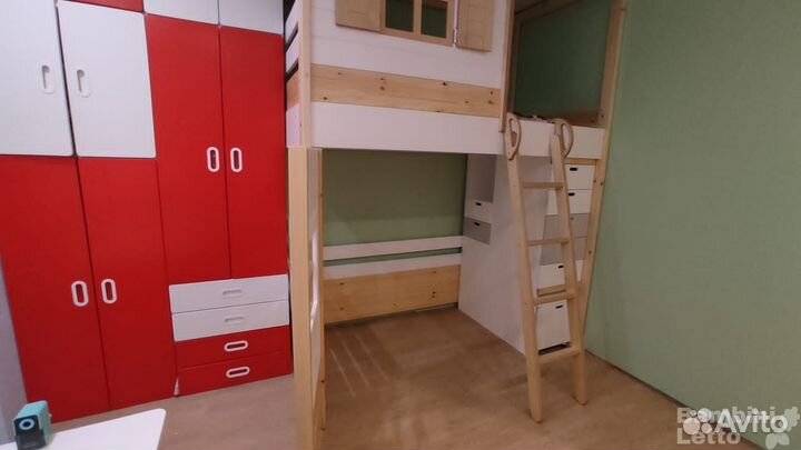 Кровать чердак