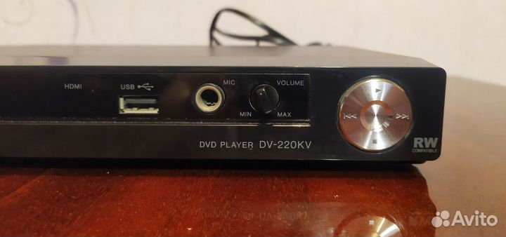 Продаётся проигрыватель DVD Pioneer DV-220KV