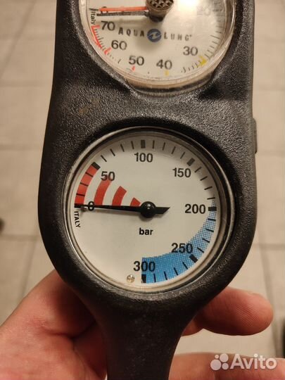 Консоль для дайвинга. Манометр. Глубиномер