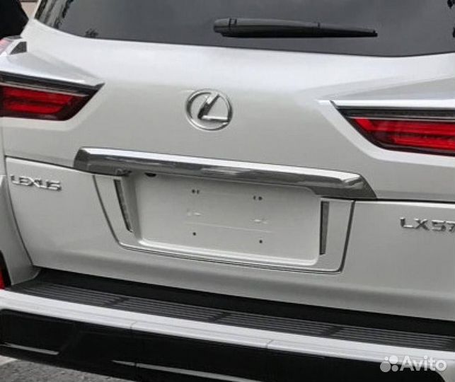 Lexus LX570 16+ Накладка под номер Superior D3DB8