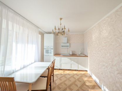 1-к. квартира, 37 м², 1 кровать, Казань