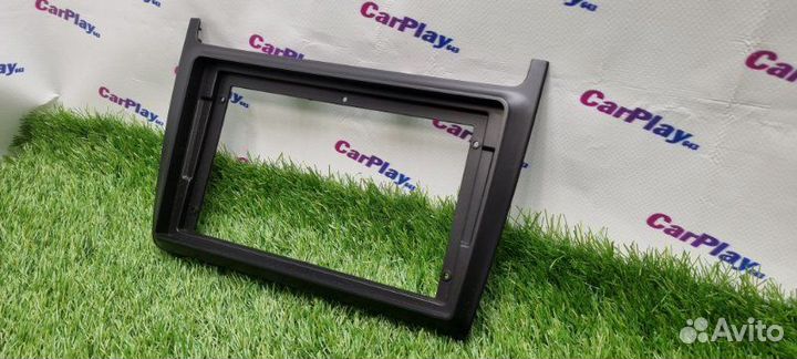 Переходная рамка магнитолы Volkswagen Polo 2014