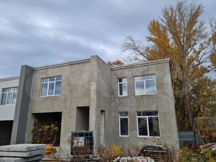 Дом 230 м² на участке 4 сот.