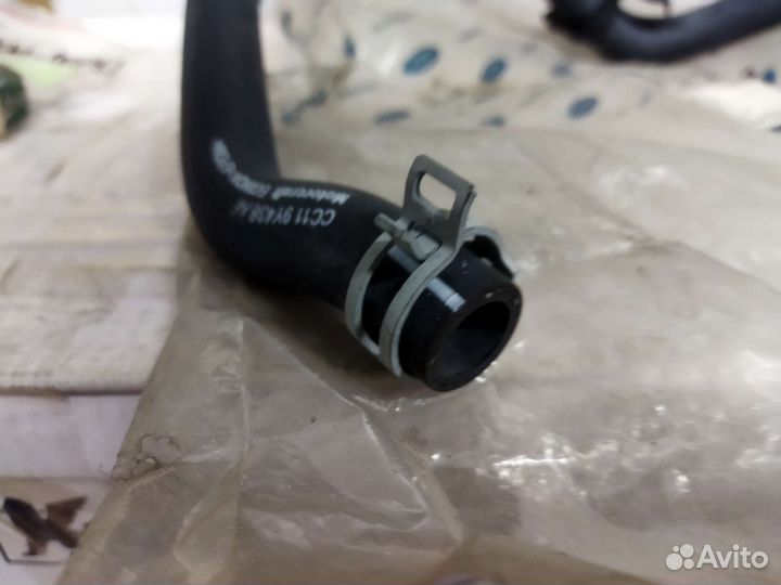 Шланг системы охлаждения Ford Transit 2.2