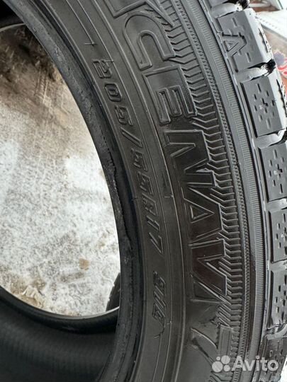 Goodyear Ice Navi 7 205/55 R17