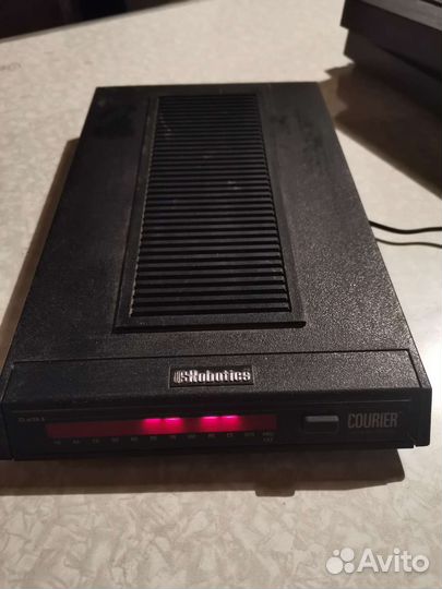 Модем US Robotics Courier