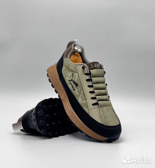 Кроссовки мужские весенние зеленые без меха 40-44