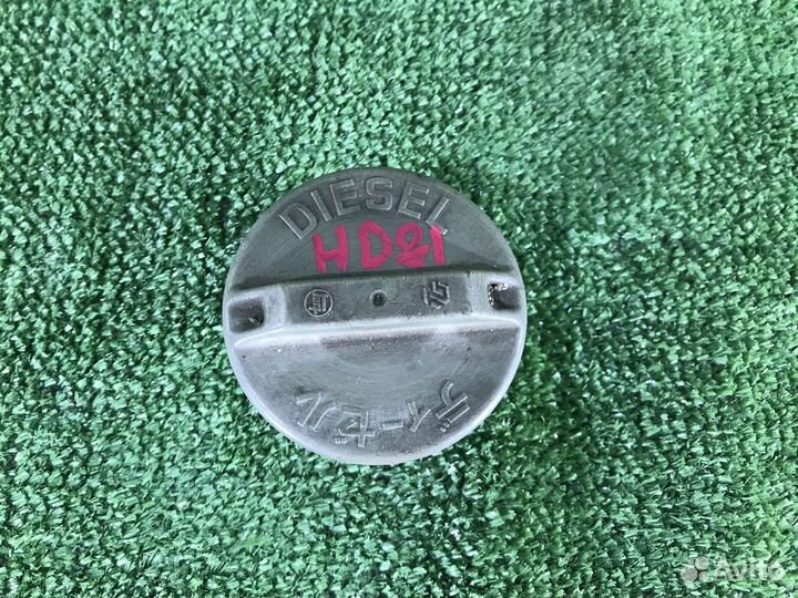 Крышка топливного бака toyota land cruiser HDJ81 1