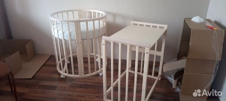 Детская кроватка