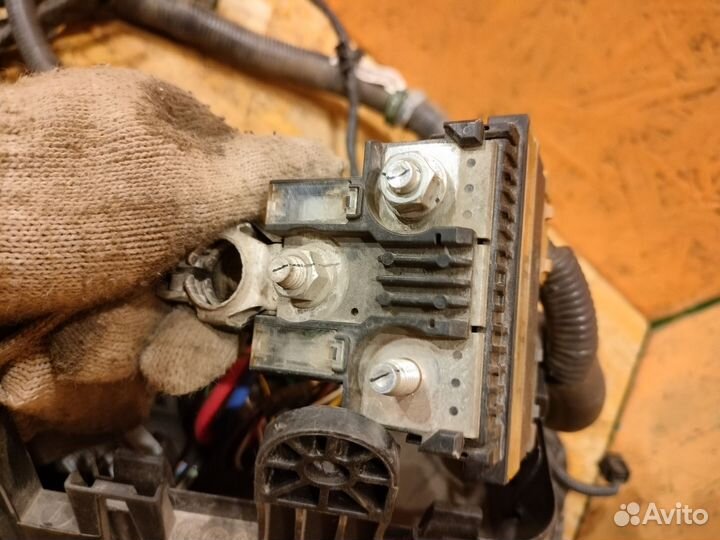 X-trail t32 R9M подкапотная проводка