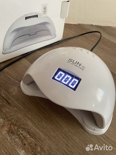 Лампа для ногтей