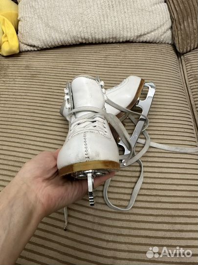 Коньки для фигурного катания Graf