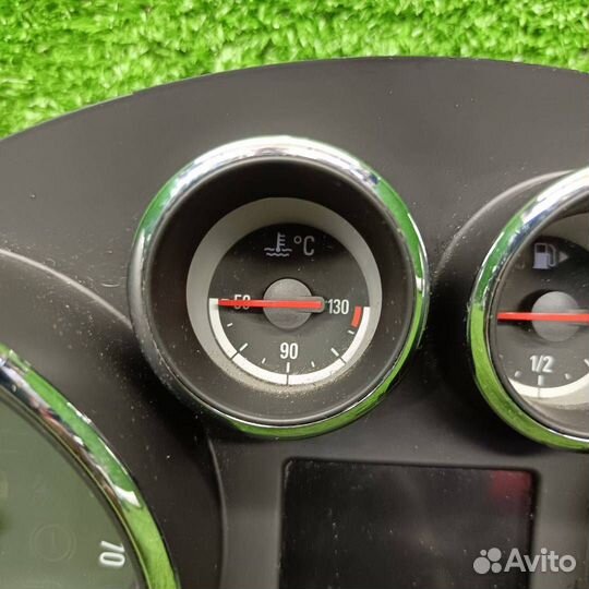 Панель приборов (щиток) Opel Astra J GTC 2013