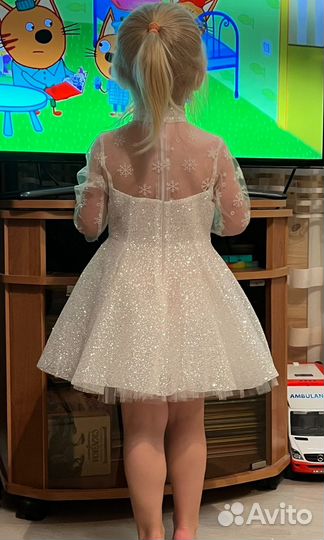 Платье нарядное