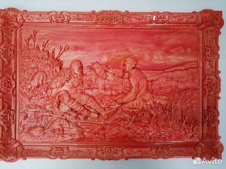 Деревянное резное панно