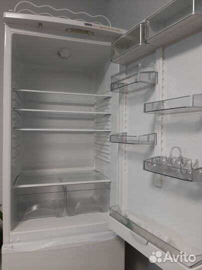 Холодильник атлант бу
