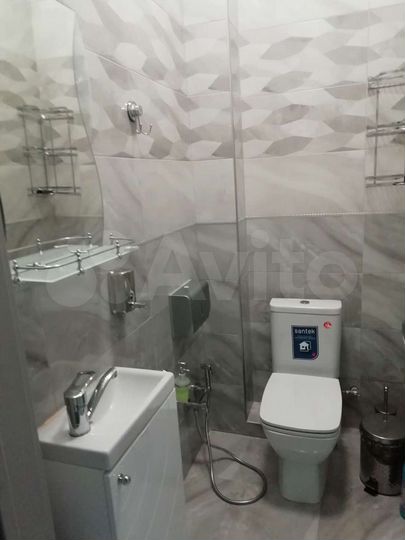 2-к. квартира, 62 м², 1/6 эт.