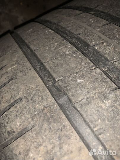 Pirelli P Zero 285/35 R22 и 315/30 R22