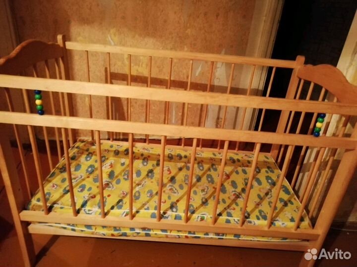 Кроватка-маятник