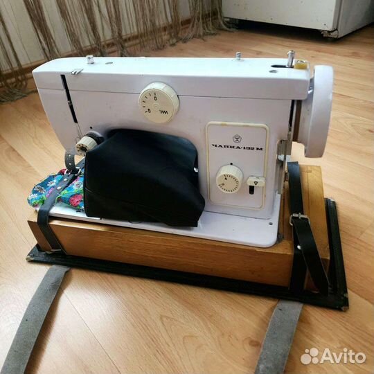 Швейная машина Чайка 132м