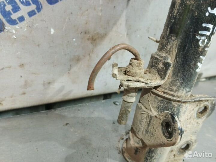 Стойка задняя правая Kia Spectra седан S16D 2006