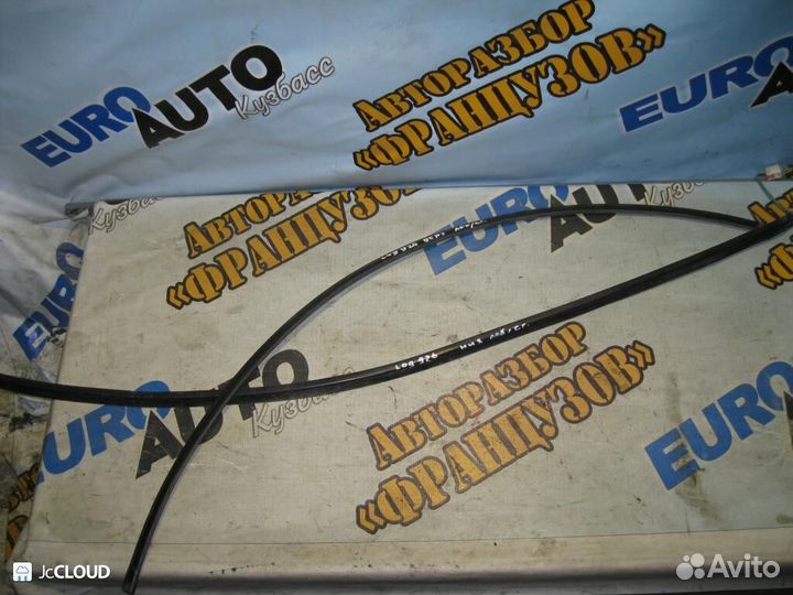 Молдинг лобового стекла на renault logan LS0G/LS12