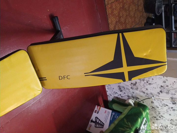 Скамья универсальная с эспандерами DFC D008Y