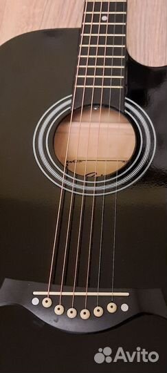 Черная глянцевая гитара (Акустика)