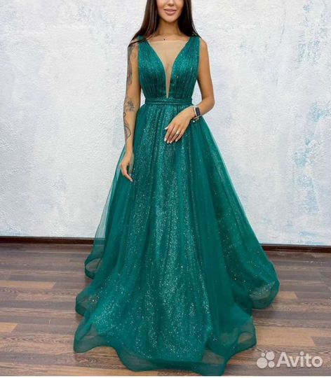 Пошив свадебных и вечерних платьев и ремонт одежды