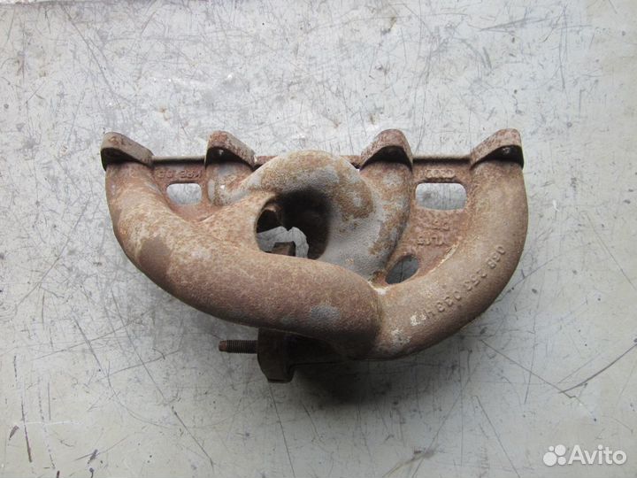 Коллектор выпускной Фольксваген Пассат Б5 2.0 AZM