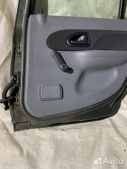 Задняя дверь renault symbol